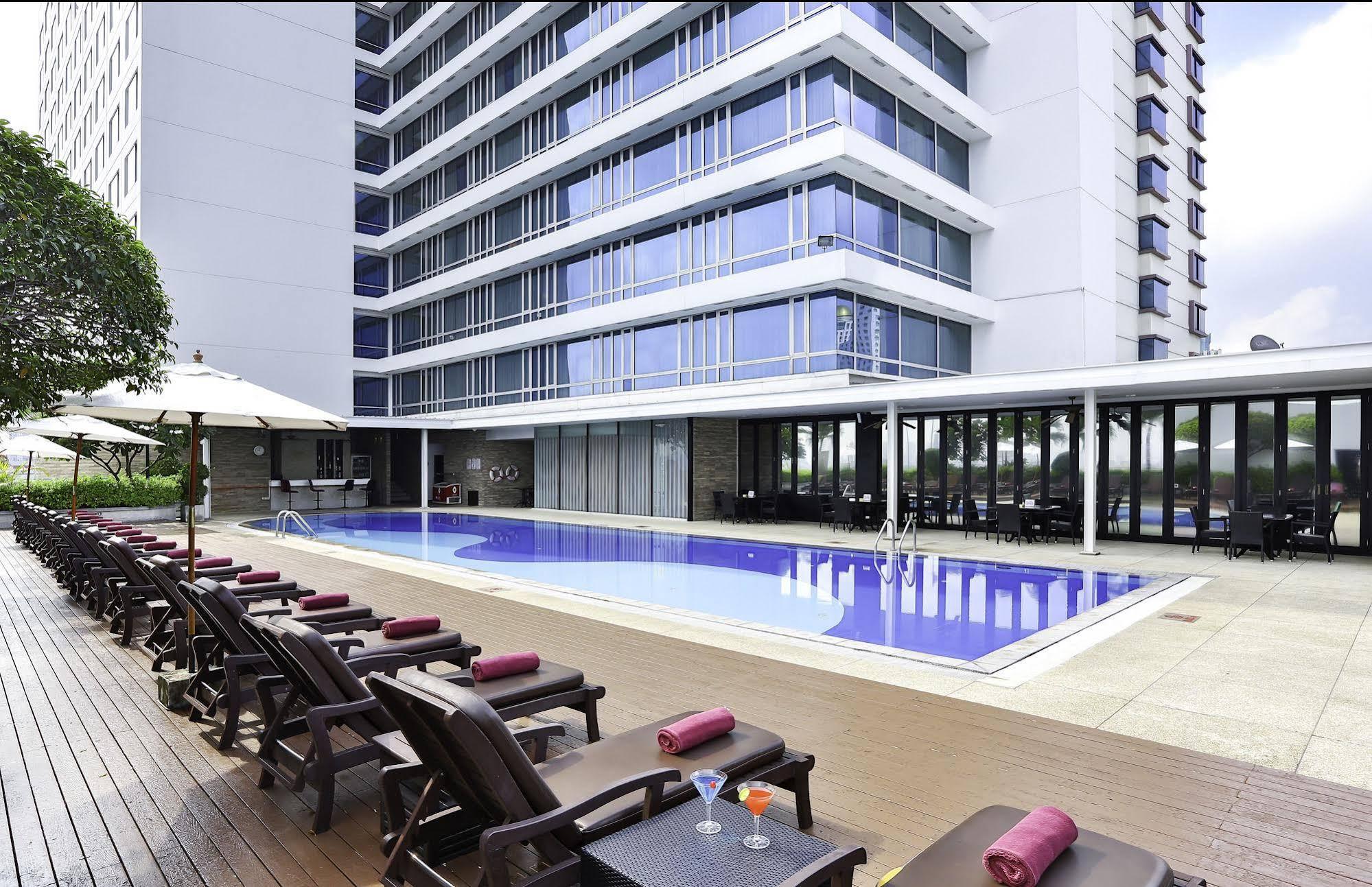 Eastin Hotel Makkasan, Bangkok - Sha Extra Plus Экстерьер фото