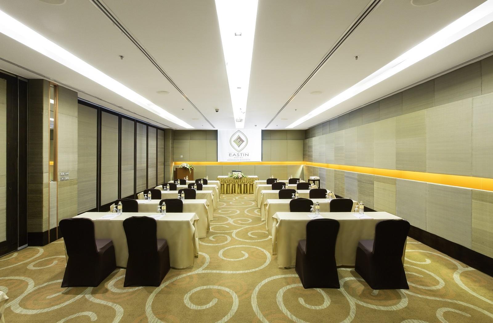 Eastin Hotel Makkasan, Bangkok - Sha Extra Plus Экстерьер фото